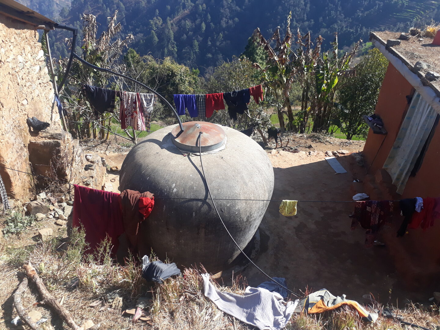 Water tank in Nepal | © Helvetas / Jane Carter